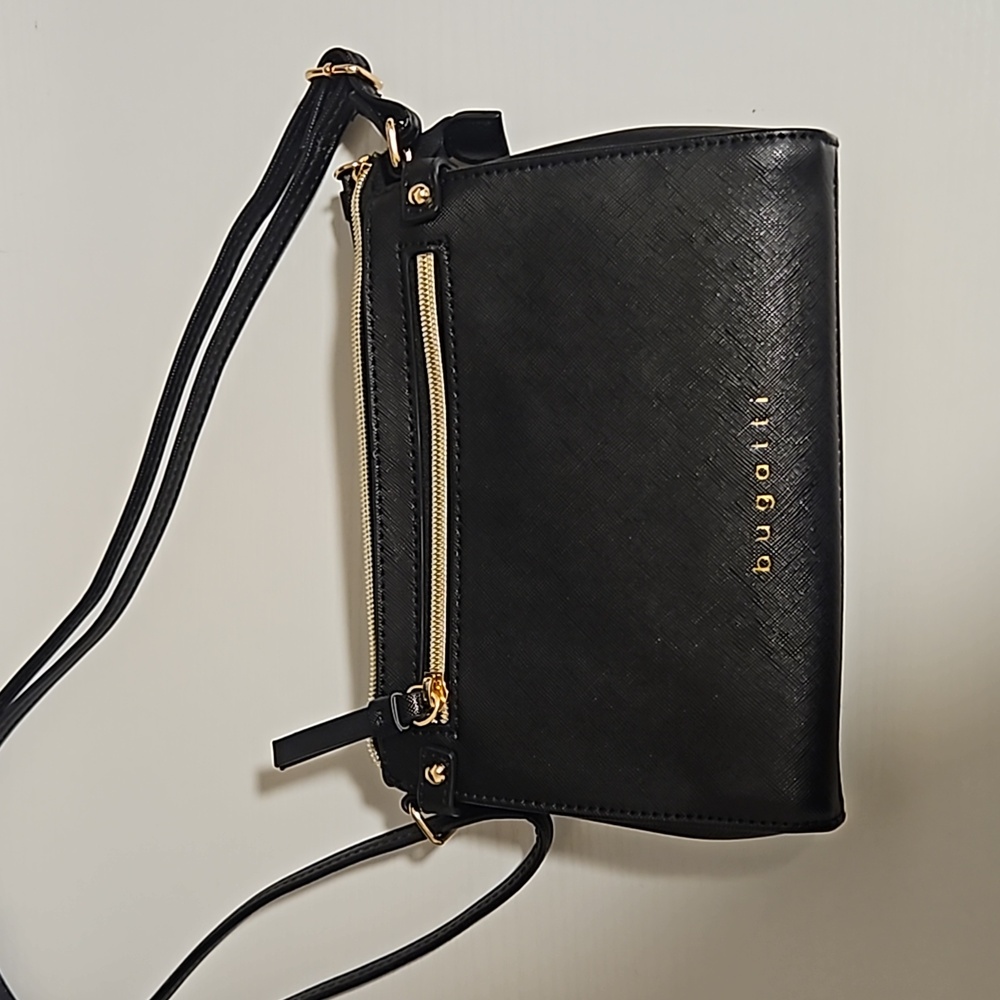 🔴 Bugatti Crossbody